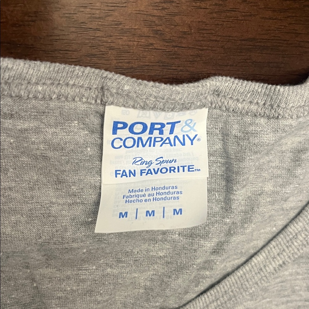 Gray Sleeveless Men’s Top - Picture 3 of 3